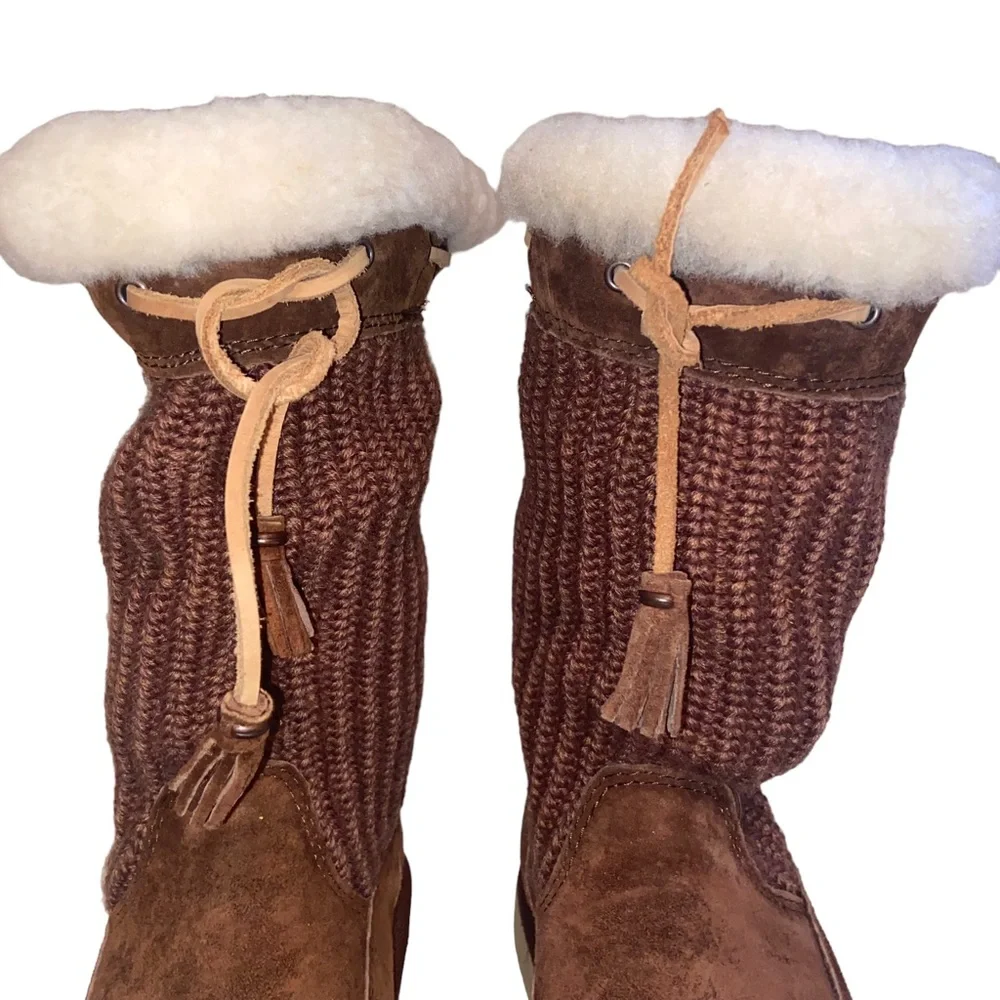 UGG Australia Suburb Boots Womens Size 6 Leather Suede Crochet Knit Fur Sherpa